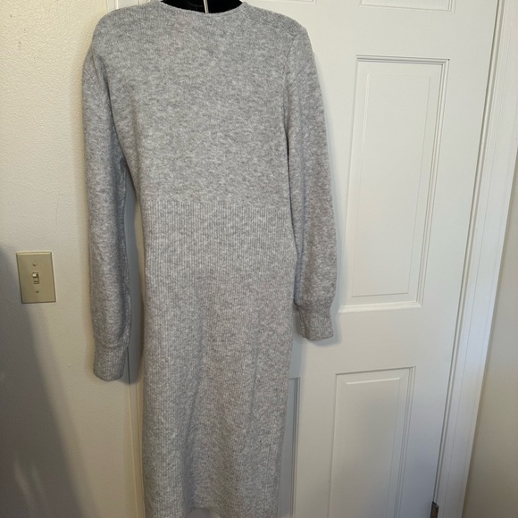 Isabel Maternity Gray Sweater Dress Size Medium - Picture 7 of 13